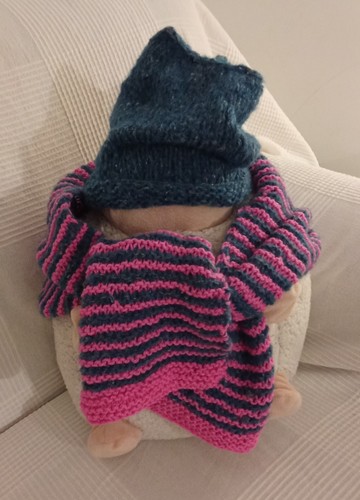 Cappello con sciarpa - ,