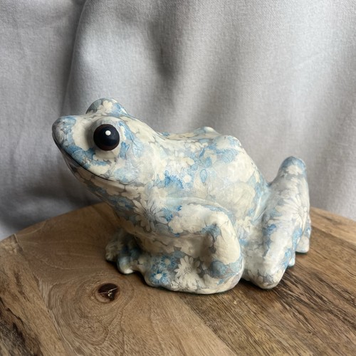 Vintage ceramic frog - vintage,