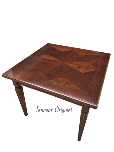 Tavolo quadrato classico - ,