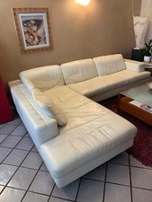 Divano Piranesi in pelle bianca con penisola