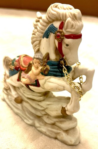 Statuina cavallo porcellana