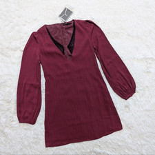 Abito nuovo con etichette Dance & Marvel Wine rosso raso a righe scollo a palloncino manica gotico