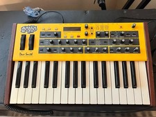 Dave Smith Instruments Mopho