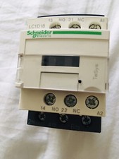 Teleruttore schneider electric  LAD4TBDL 24V