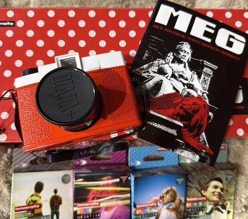 Macchina fotografica meg white - macchina,