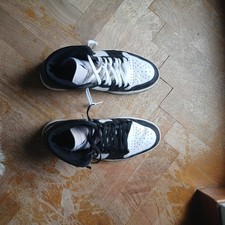 jordan 1 nere bianche