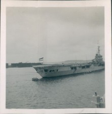 Photo dutch Navy Aircraft carrier Karrel Dorman 1950 