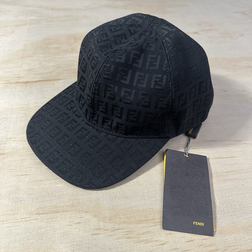 Nuovo fendi monogram baseball - fendi,