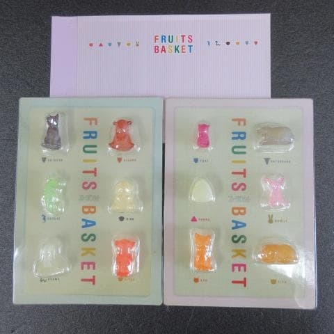 Set figure mascotte cesto