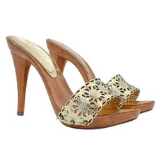 Zoccoli con fascia in pelle