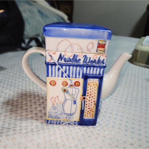 Teiera vintage vetrina - 3d,