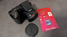 Nikon Coolpix L330 •
