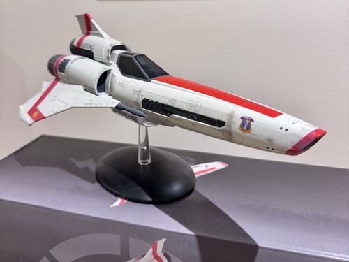 Eaglemoss battlestar galactice - battlestar,