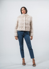 Giacca in vera pelliccia di visone orizzontale perla con colletto