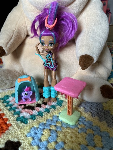 Mattel cave club bambola - mattel-cave, club-bambola
