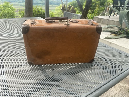 Valigia vintage cartone - in,