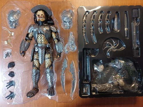 Hot toys mms221 - toys, avp