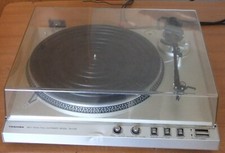 TOSHIBA SR-F30 DIRECT DRIVE STEREO TURNABLE  + TESTINA HI-FI