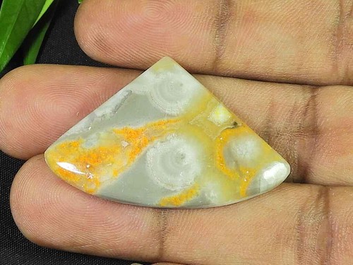 Diaspro giallo naturale
