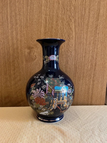 Elegante vaso decorativo - , in