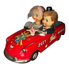 Rara auto giocattolo latta