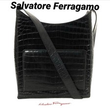 Borsa a tracolla DDP Salvatore Ferragamo lucertola in pelle nera goffrata...