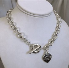 Collana Please Return to