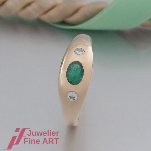 Anello smeraldo forma di - a,