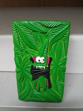 contenitore in ceramica verde