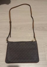 Borsa tracolla indossata una - borsa,