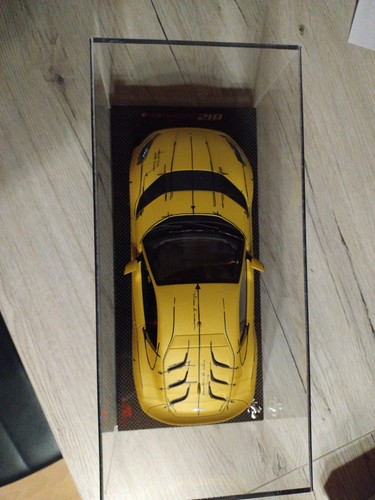 Ferrari 812 - mr,