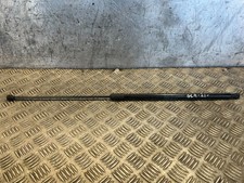 PUNTONE COFANO MERCEDES GLA