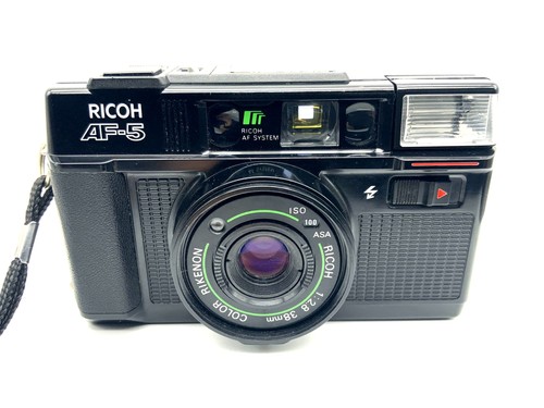 Ricoh point shoot - point&shoot, con