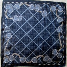 -Superbe foulard  GUESS  soie