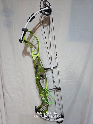 Hoyt invicta svx - invicta, cams