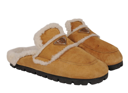 Prada donna shearling orlo