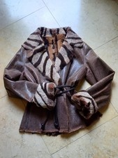 Montone donna P.A.R.O.S.H