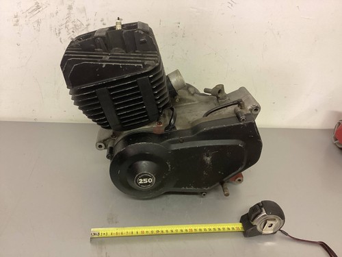 Cagiva 250 sxt motore - cagiva,