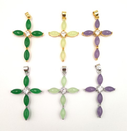 Collana con ciondolo croce