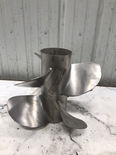 Mercury mercruiser bravo tre - mercury,
