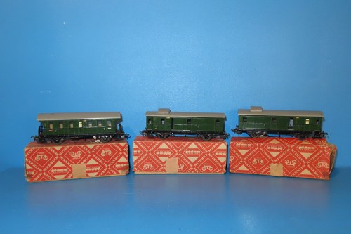 Anni märklin 329 4 - 2x, h0