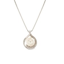 18K White Gold 750/1000 Pearl