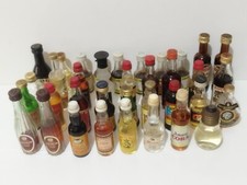 LOTTO 36 BOTTIGLIETTE MIGNON DA COLLEZIONE VINTAGE ANNI 60-70 ALCUNE RARE