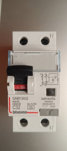 Interruttore magnetotermico - interruttore,