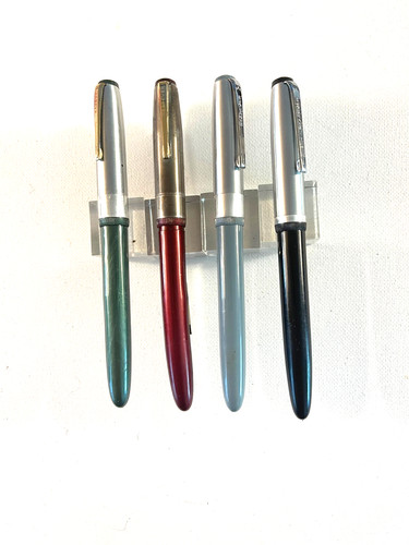 One penna stilografica - penna,