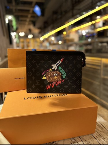 Louis vuitton pochette - louis,
