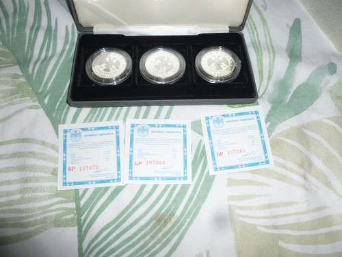 Russia rublo 2005 - x,