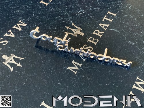 Maserati 4200 emblema scritta