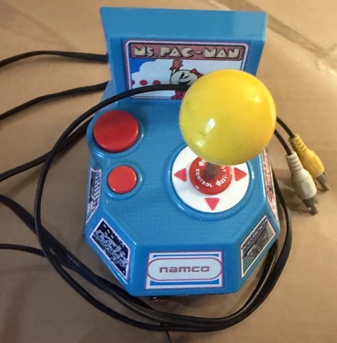 Pac man 1 plug and - in,