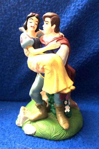 Disney snow white - snow,